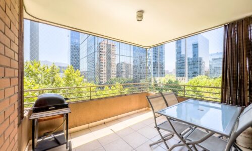 Se Arrienda Departamento Amoblado de 3 Dormitorios en Cerro El Plomo, Las Condes Santiago, Chile